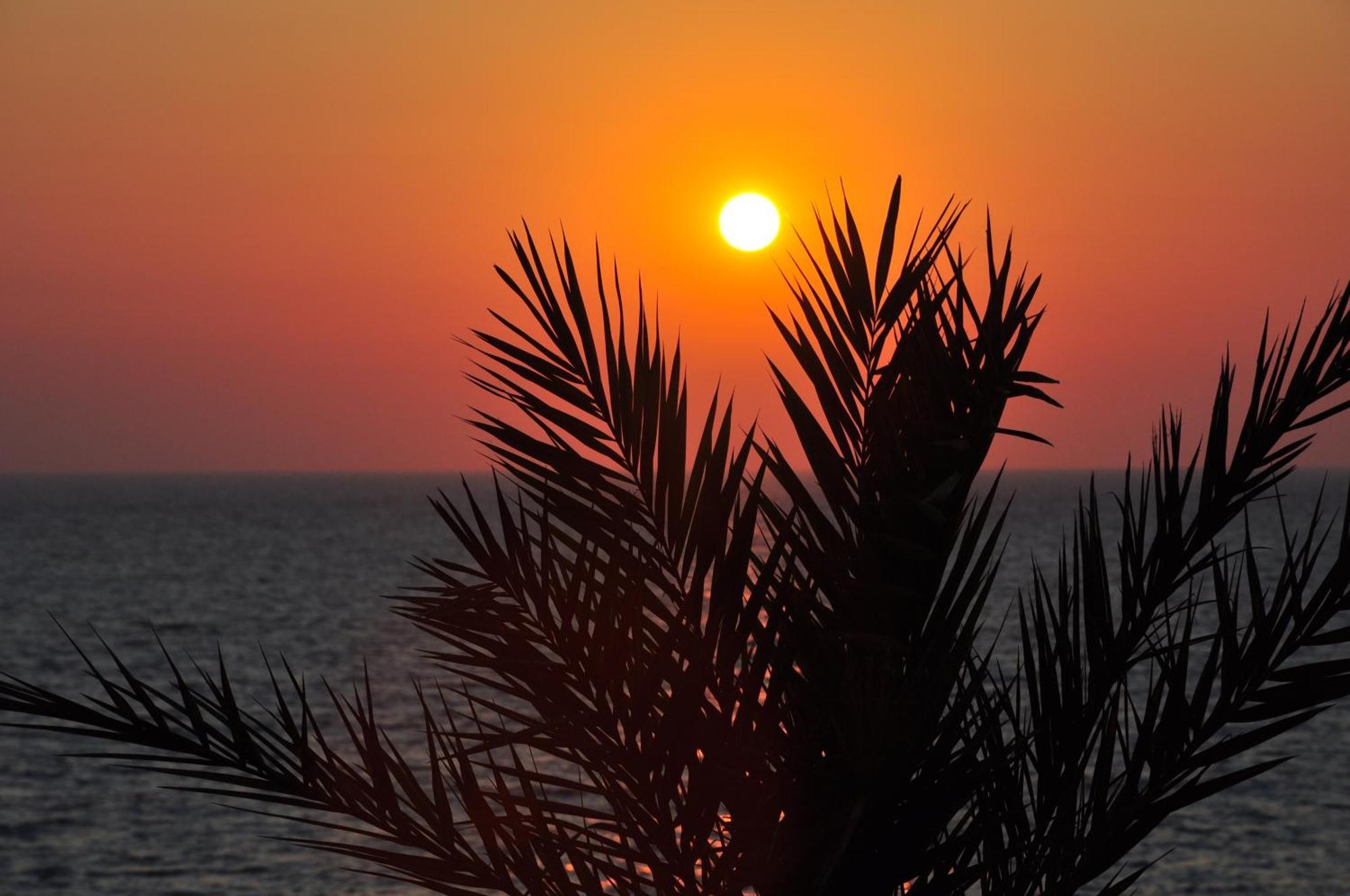 Helios Bay Hotel And Suites Klorakas Eksteriør billede