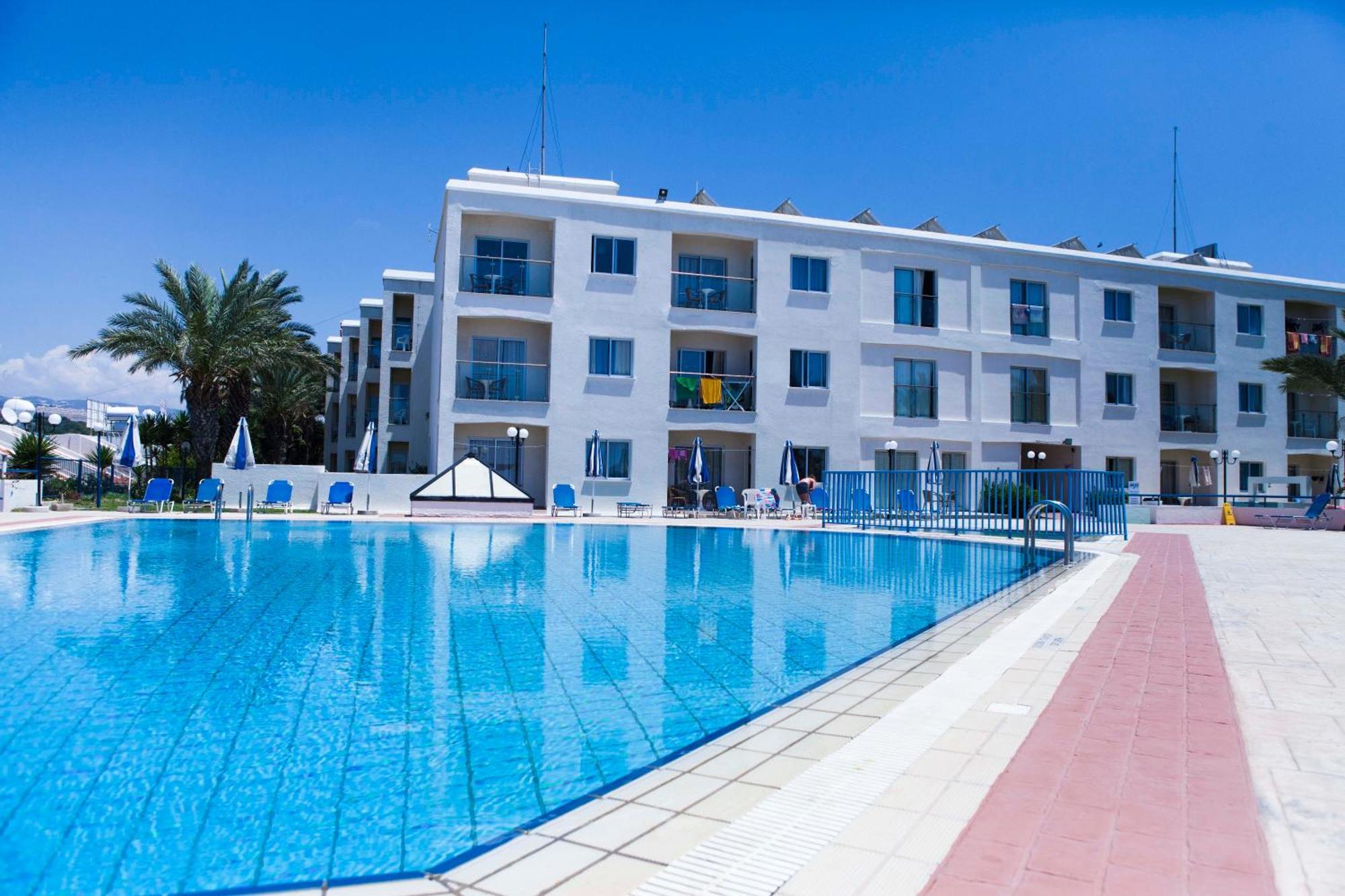 Helios Bay Hotel And Suites Klorakas Eksteriør billede