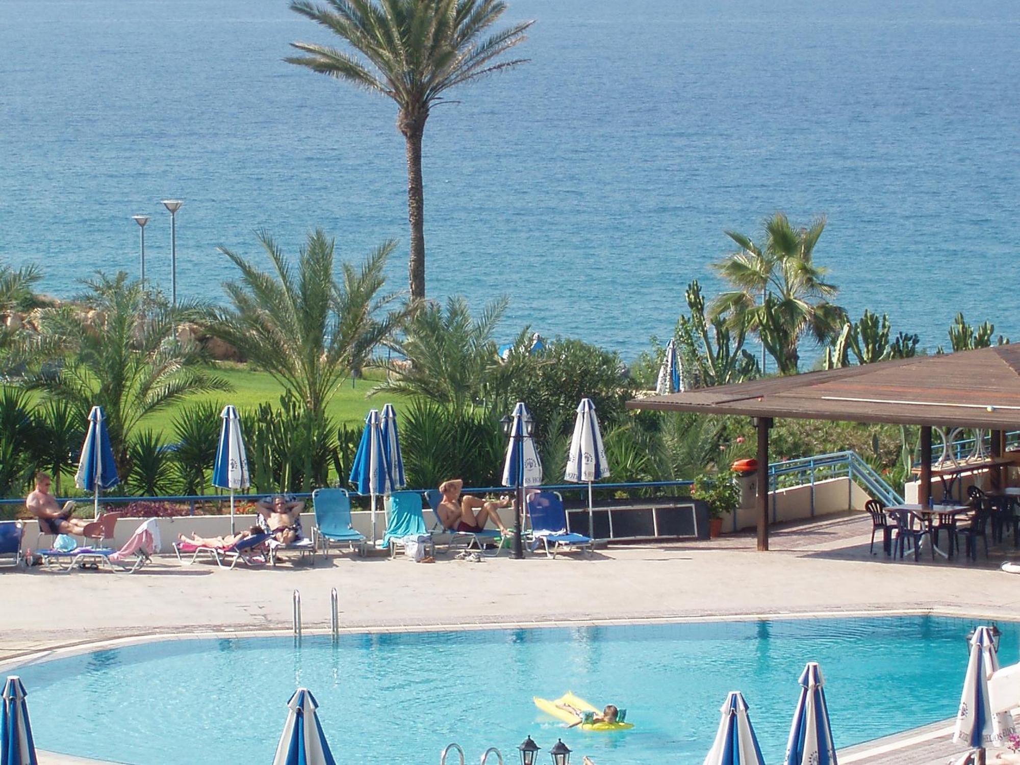 Helios Bay Hotel And Suites Klorakas Eksteriør billede