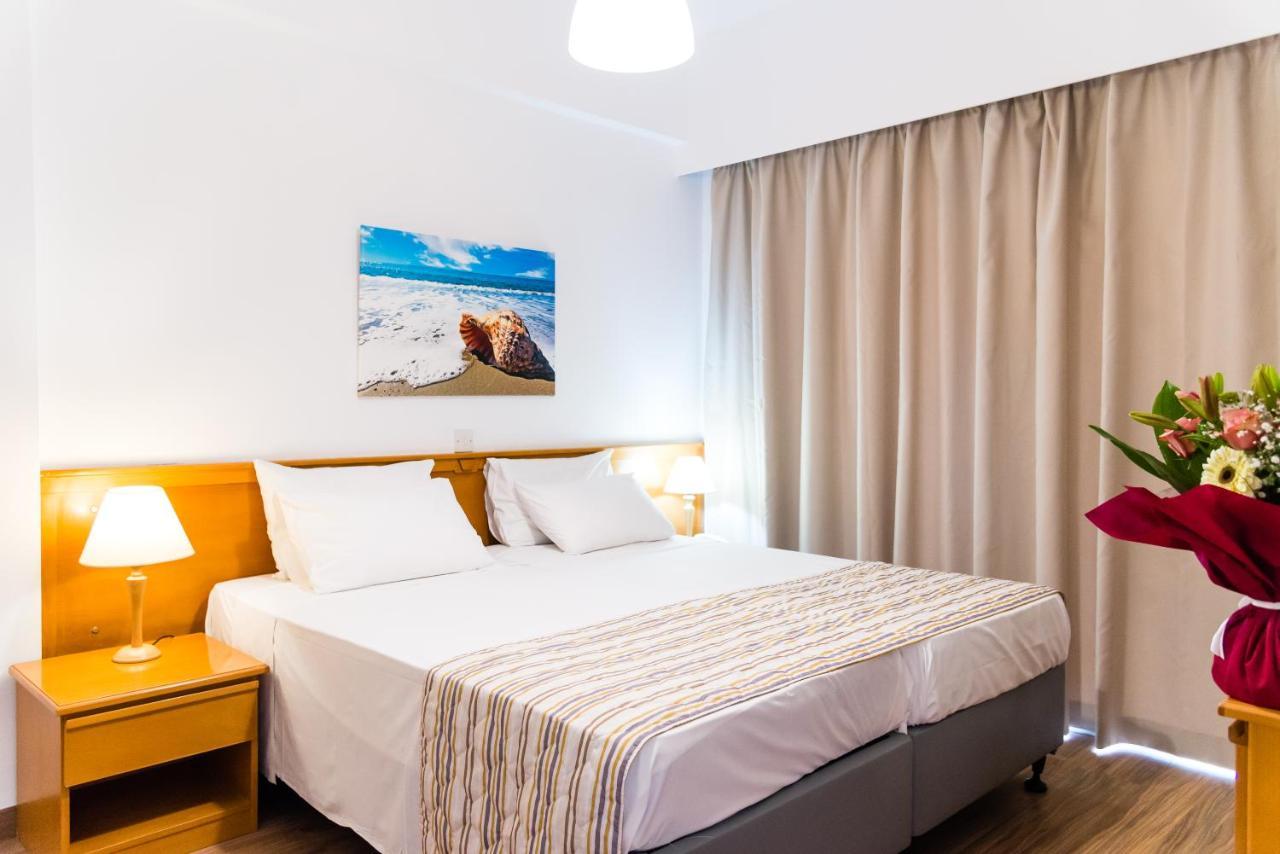 Helios Bay Hotel And Suites Klorakas Eksteriør billede