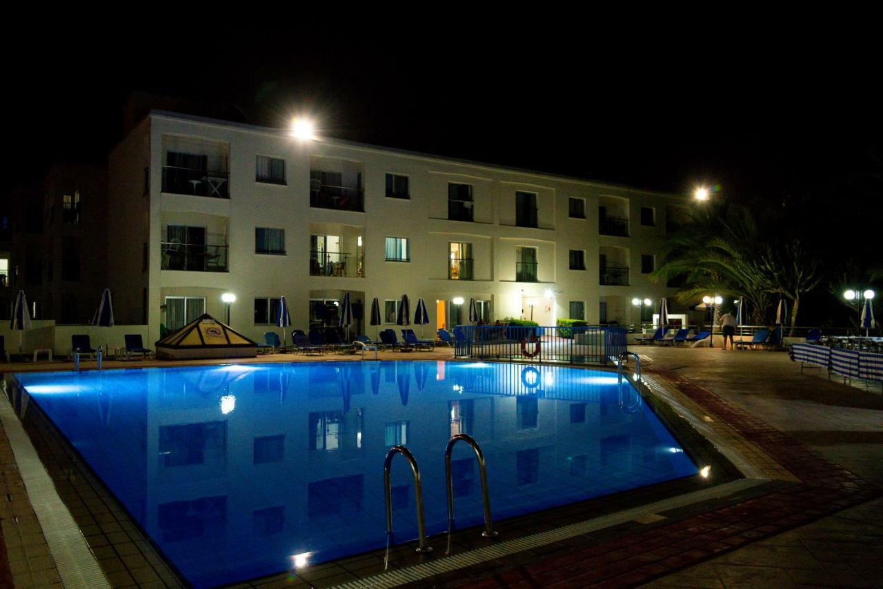 Helios Bay Hotel And Suites Klorakas Eksteriør billede
