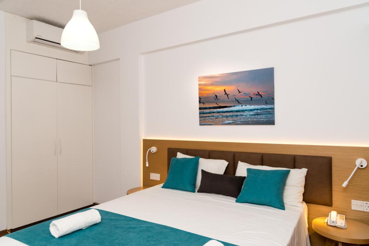 Helios Bay Hotel And Suites Klorakas Eksteriør billede